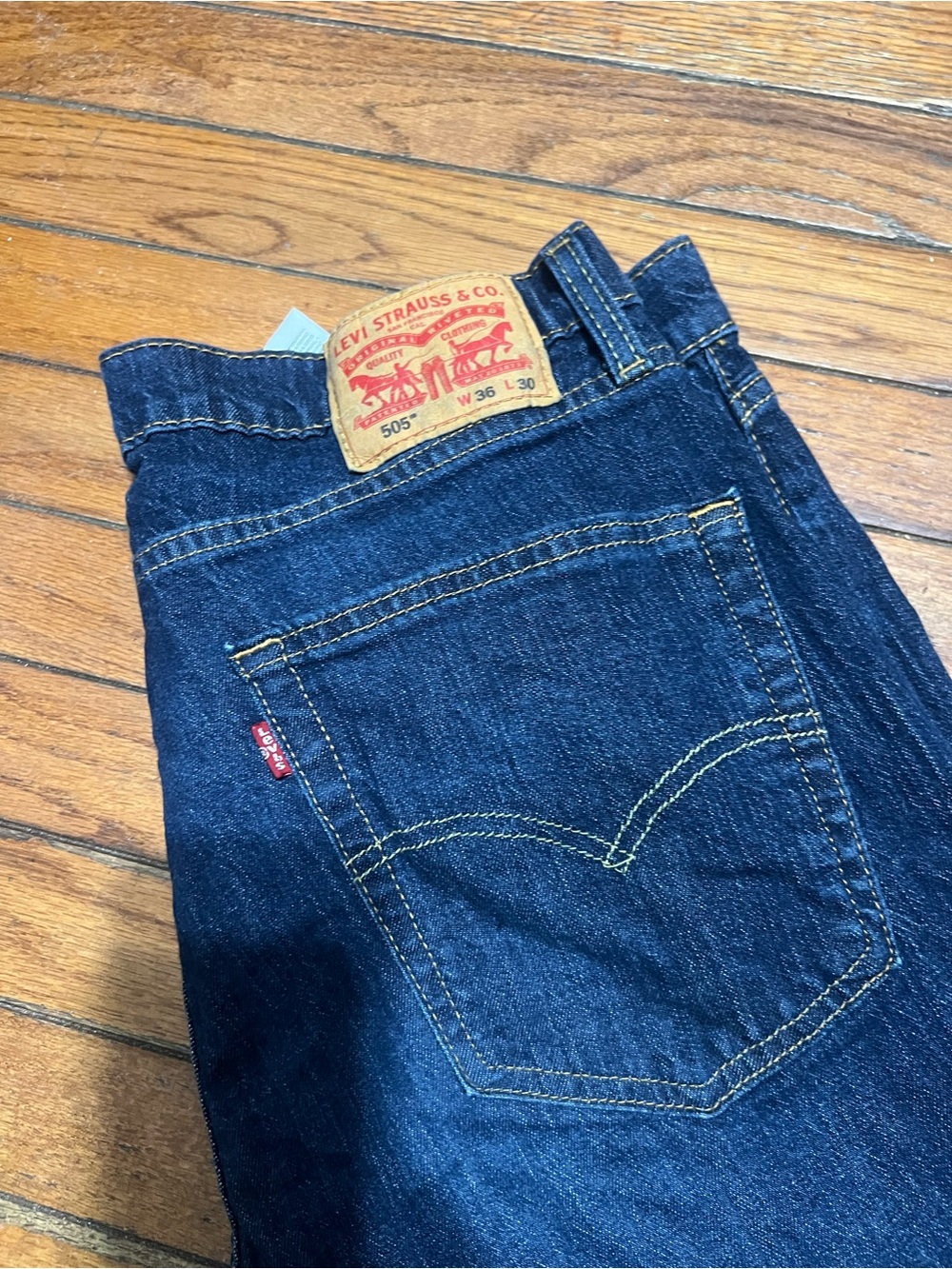 Levi's 505 Regular Fit Jean Men's Size 3 6 x 30 inch Dark Blue Rinse Classic